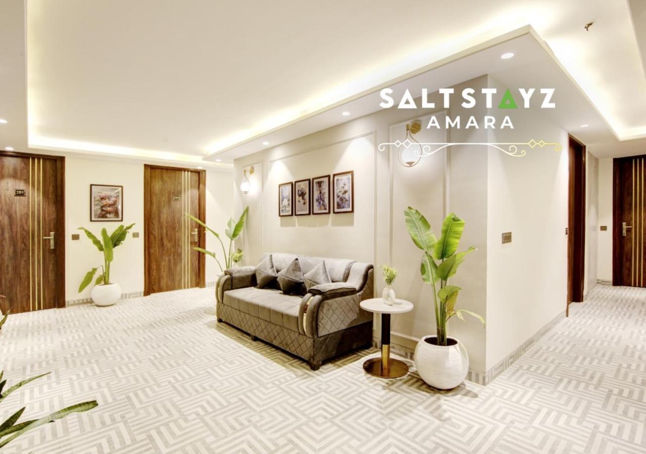 Saltstayz Premier - Galleria Market Road & Sector 27 คูร์เคาน์ ภายนอก รูปภาพ