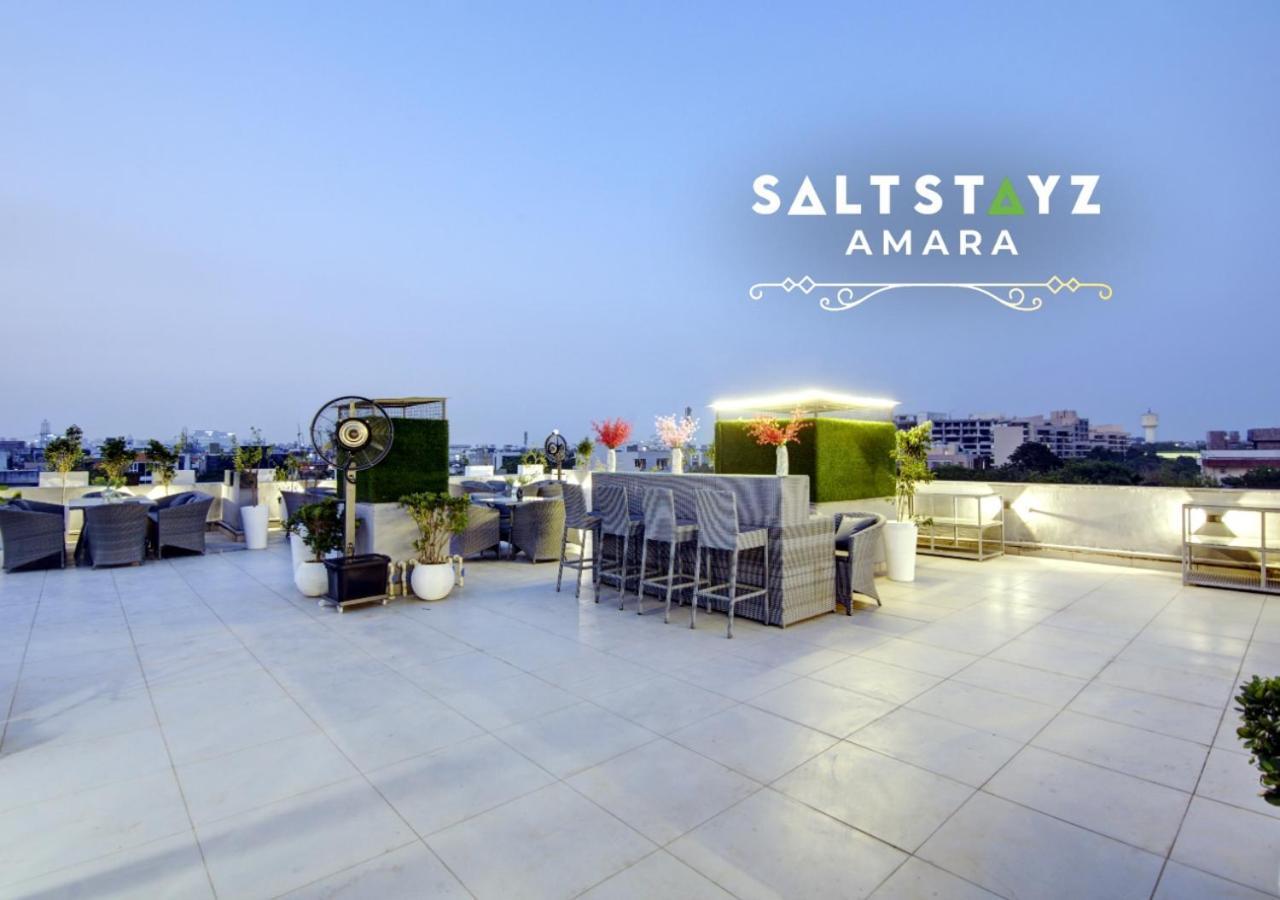 Saltstayz Premier - Galleria Market Road & Sector 27 คูร์เคาน์ ภายนอก รูปภาพ